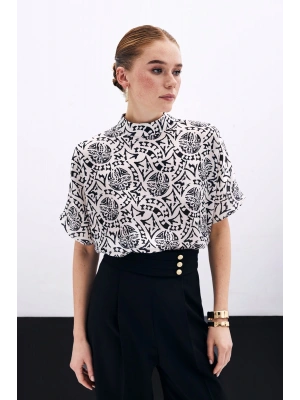 Kısa Kol Desenli Bluz - Ekru