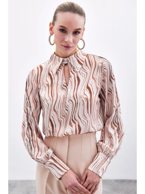 Kol Aksesuarlı Desenli Bluz - Camel