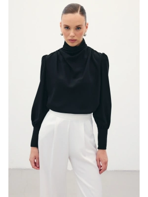 Drape Detaylı Bluz - Siyah