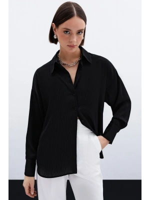 Kendinden Çizgi Desenli Gömlek - Siyah