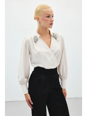 Aksesuar Detaylı Bodysuit Bluz - Bej