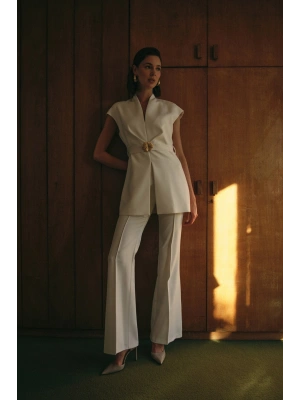 Aksesuar Kuşaklı Kolsuz Bluz - Ekru