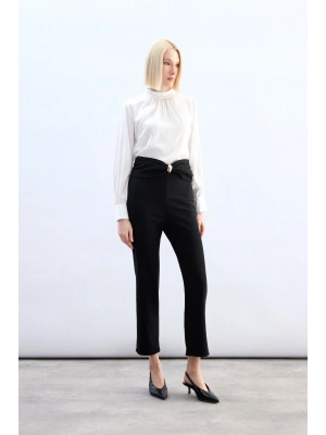 Bel Aksesuarlı Pantolon - Siyah