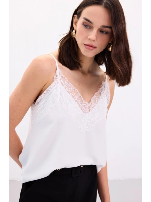 Dantel Detaylı Askılı Bluz - Ekru