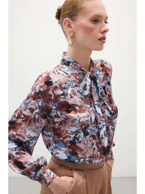 Desenli Fular Yaka Gömlek - Kahve