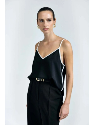 Kontrast Askılı Bluz - Siyah