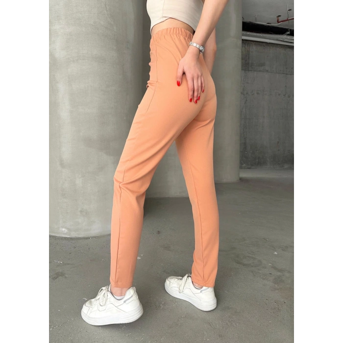 Beli lastikli karamel pantolon