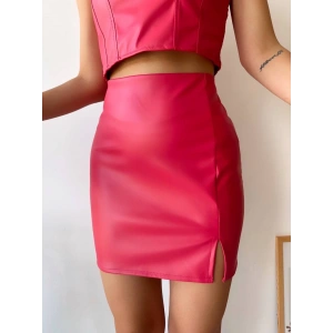 Tek yırtmaçlı arkadan fermuarlı deri etek fuşya s24475