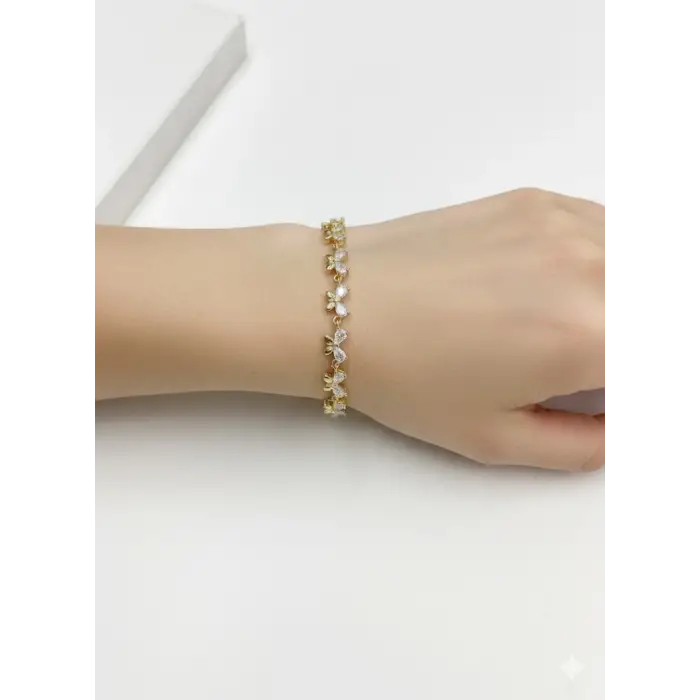 Kelebek Tasarım Taşlı Cm Bileklik