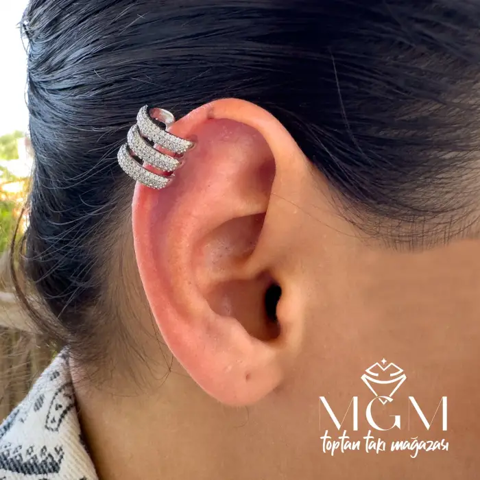 Kıkırdak Küpesi Earcuff