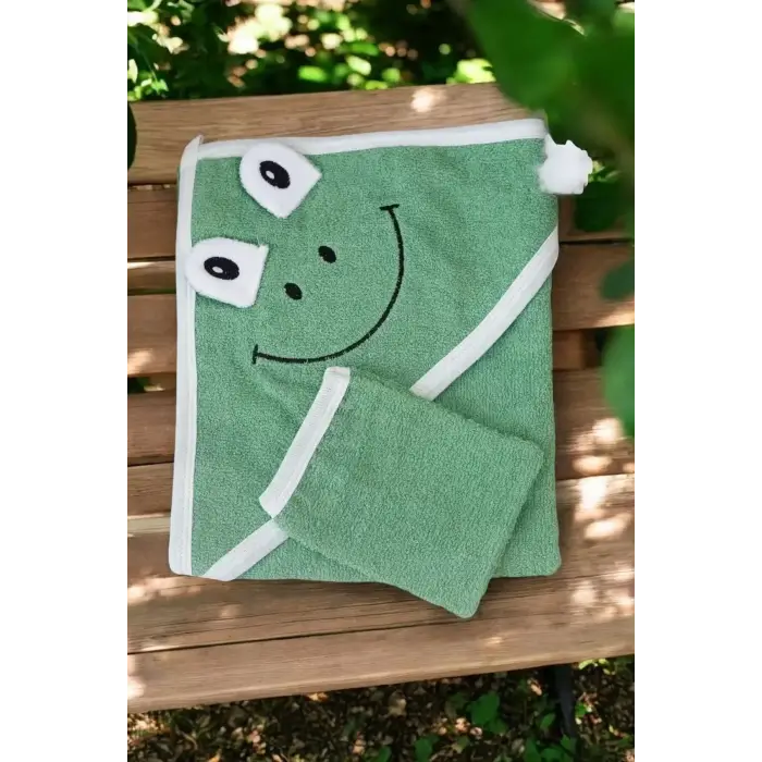 Kurbağa Nakışlı Unisex Şapka Ve Keseli Bebek Banyo Havlusu