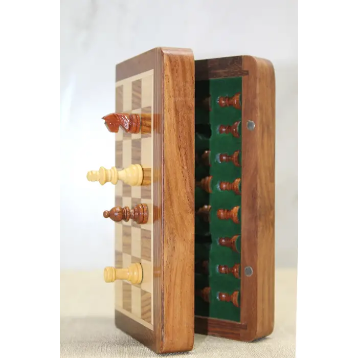 Özel Vernikli Mıknatıs Taşlı Ahşap Katlanabilir Kutulu Satranç Oyunu 25 Cm G222