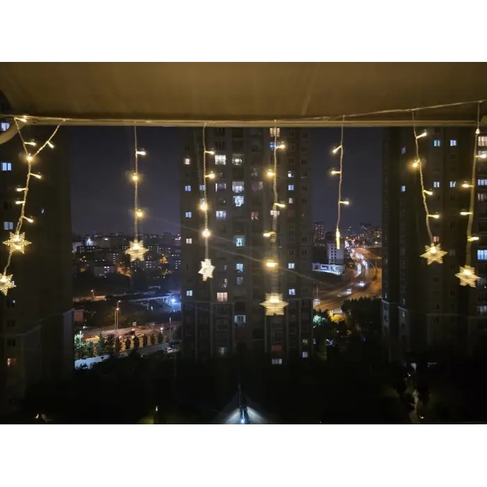 Yıldız 4m 96 Led 19 Saçak 40-50-60cm Gün Işığı Yıldız Boyutu:7cm