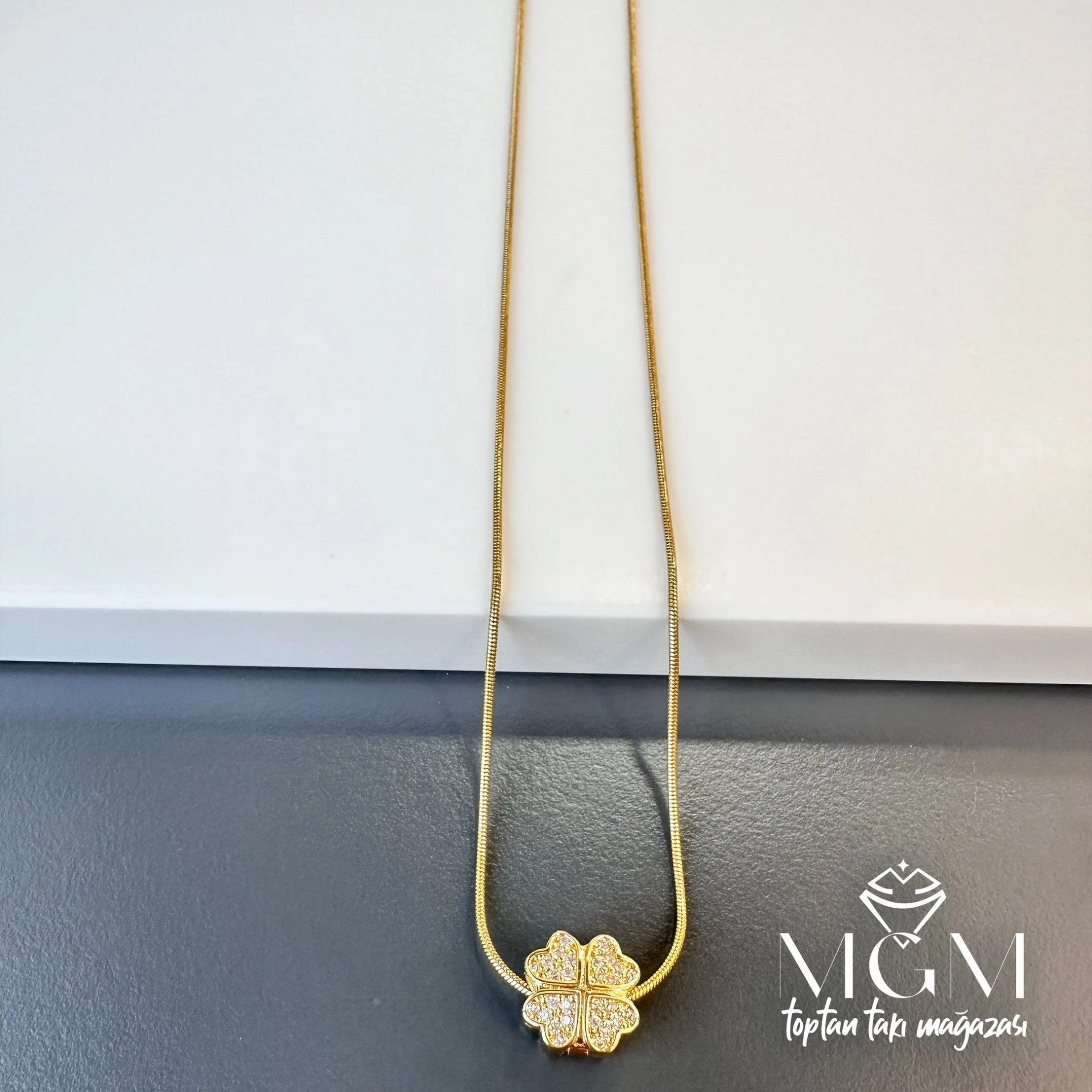 Zirkon Taşlı Zincir Çelik Uç Kısmı Pirinç Kolyeler 40 + 5 Cm Uzatma Payı - Kl0108