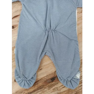 0-3 3-6 Ay Papyonlu Çizgi Desen Çıtçıt Kapama Kasketli Erkek Bebek Tulumu