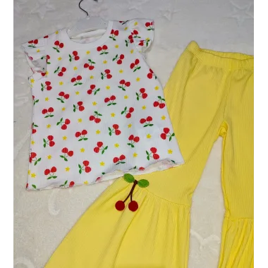 1-2-3-4 Yaş Kiraz Baskılı Tişört İspanyol Paçalı Likralı 2li Kız Çocuk Takımı
