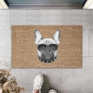 Dijital Baskı Kahverengi Güneş Gözlüklü Tasmalı Ciddi Köpek Dekoratif Kapı Paspası K-2017