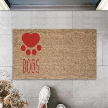 Dijital Baskı Kahverengi Kırmızı Kalpli Dogs Dekoratif Kapı Paspası K-2072