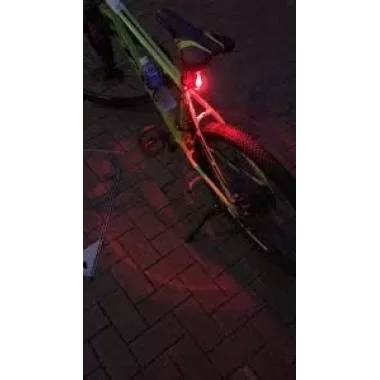 Fonksyonlu Bisiklet Arka Stop Uyarı İkaz Işığı Şarjlı 4 Modlu Lamba