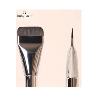 Homojen Dağılım Sağlayan Fondöten Fırçası – Profesyonel Makyaj Fırçası