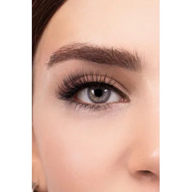 Takma Kirpik Doğal Kısadan Uzuna Orta Yoğunlukta Tekli 04