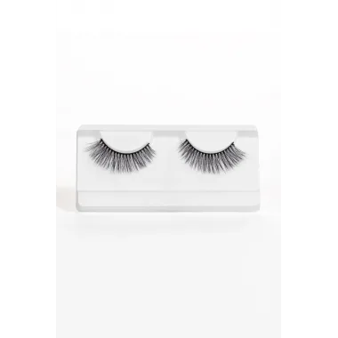 Takma Kirpik Doğal Kısadan Uzuna Orta Yoğunlukta Tekli 06