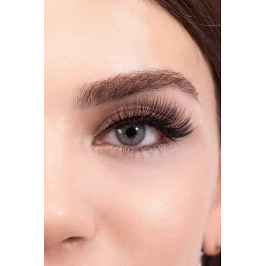 Takma Kirpik Doğal Kısadan Uzuna Orta Yoğunlukta Tekli 07