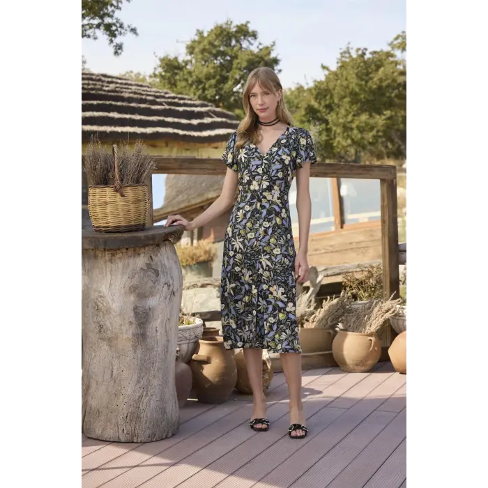 LYYN %100 Viskon Desenli Önden Düğmeli Elbise