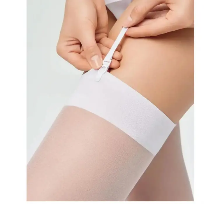 LYYN Kadın Beyaz Düz Jartiyer Çorabı