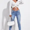 Kadın Beyaz Uzun Kollu Büzdürme Bağcık Detaylı Crop Top Bluz
