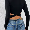 Kadın Siyah Çapraz Bel Detaylı Dik Yaka Uzun Kol Crop Top Bluz