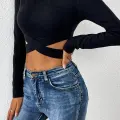 Kadın Siyah Çapraz Bel Detaylı Dik Yaka Uzun Kol Crop Top Bluz