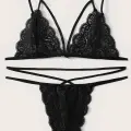 Kadın Siyah Dantel Sütyen Külot Takımı