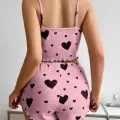 LYYN Pamuklu Pembe Üstüne Siyah Kalp Desenli Askılı Fitilli Şortlu Pijama Takımı