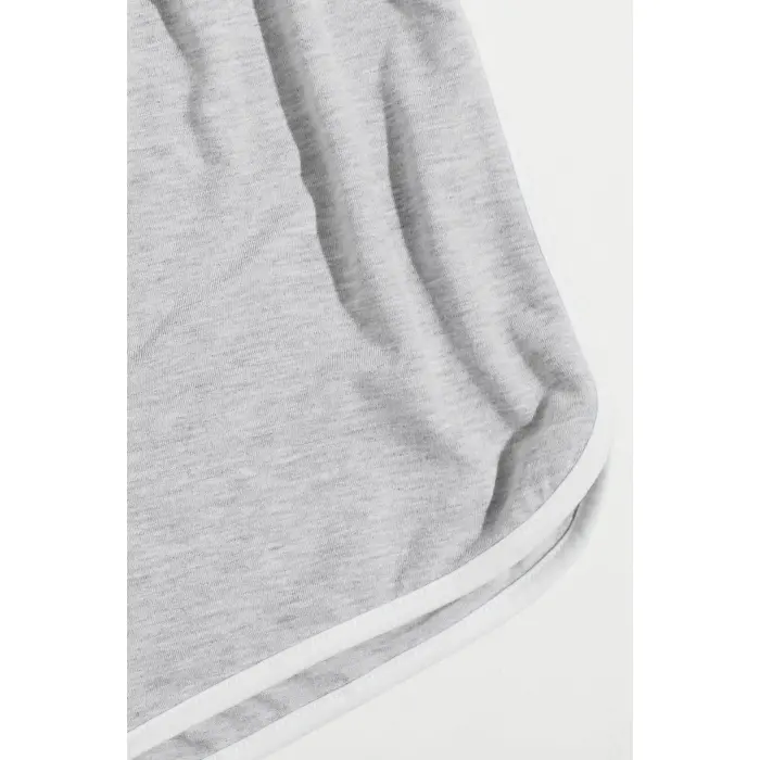 Kadın Gri Askılı Crop Top ve Şortlu Gecelik Takım