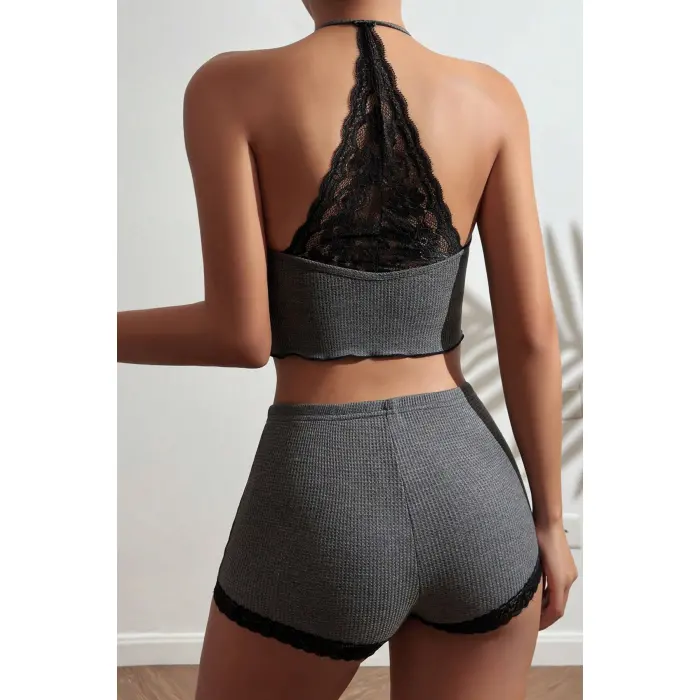 Kadın Gri Kaşkorse Sırt ve Bacak Kısmı Dantel Detaylı Şortlu Gecelik Takım