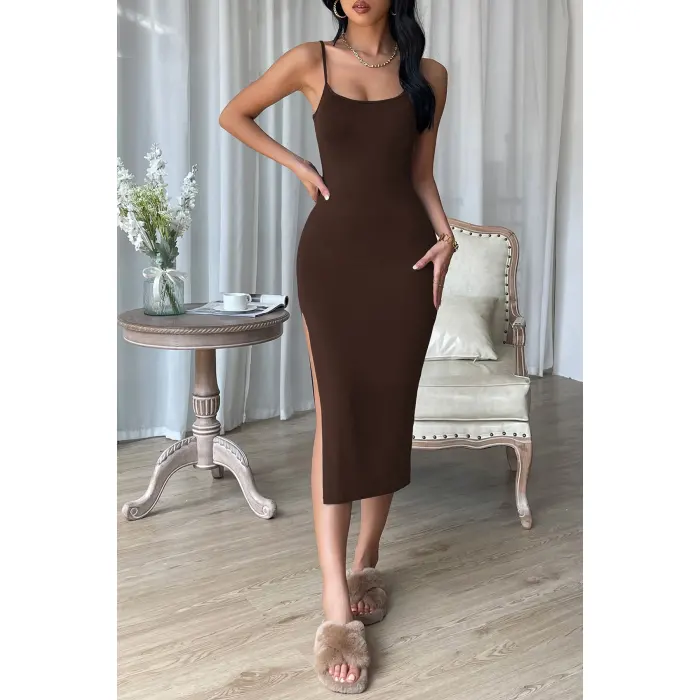 Kadın Kahverengi Yırtmaçlı Diz Altı Vücüdu Saran Gecelik