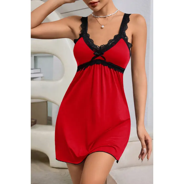 Kadın Kırmızı Dantel Asılı Fiyonk Detaylı Gecelik Takımı