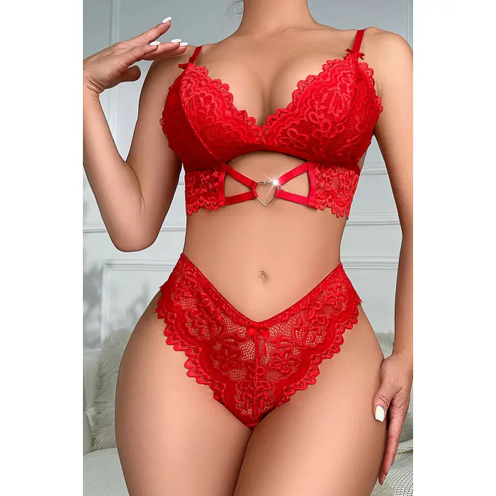 Kadın Kırmızı Kalp Tokalı Çapraz Lastik Detaylı Dantel İç Çamaşır Takımı