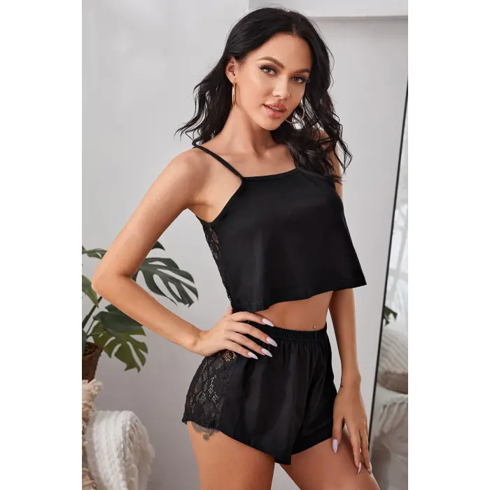 Kadın Siyah Arkası Komple Dantel Şortlu Gecelik Takım