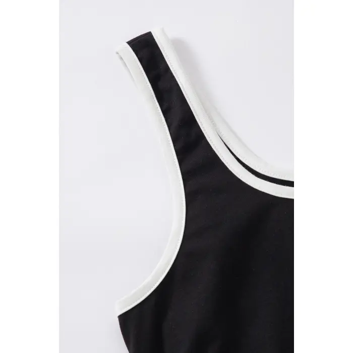 Kadın Siyah Askılı Crop Top ve Şortlu Gecelik Takım