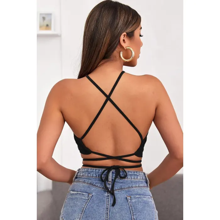 Kadın Siyah Sırtı Açık Boyundan Çapraz Bağlamalı Crop Top Bluz
