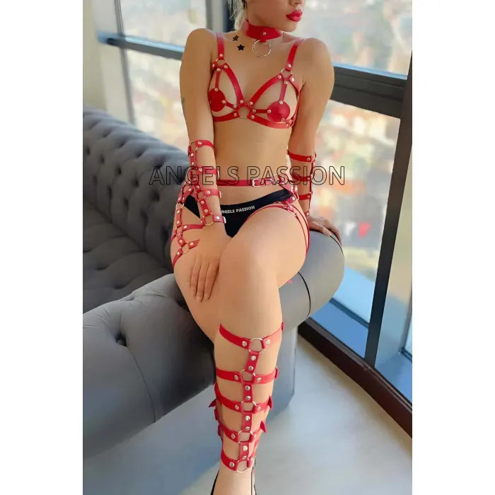 Kırmızı Deri Bacak Ve Kol Harness Detaylı Takım