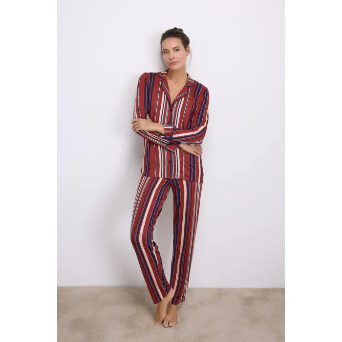 LYYN %100 Modal Uzun Kollu Düğmeli Çizgili Pijama Takımı