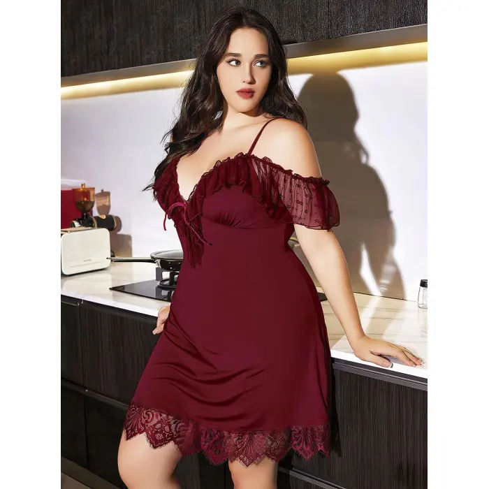 LYYN Arias Closet Büyük Beden Bordo Dantel İşlemeli Omuz Detaylı Gecelik