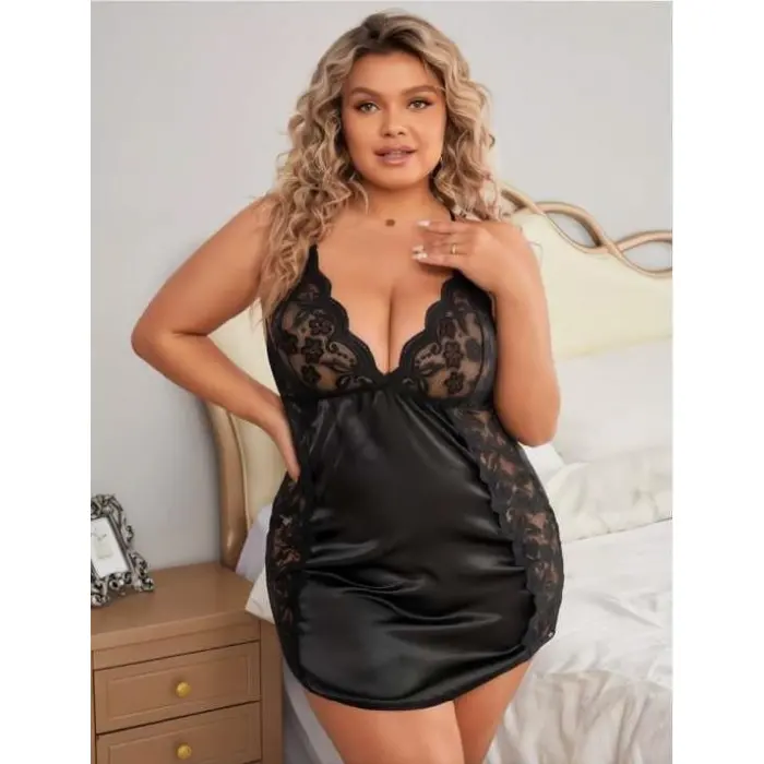 LYYN Arias Closet Büyük Beden Siyah Dantel İşlemeli Saten Gecelik