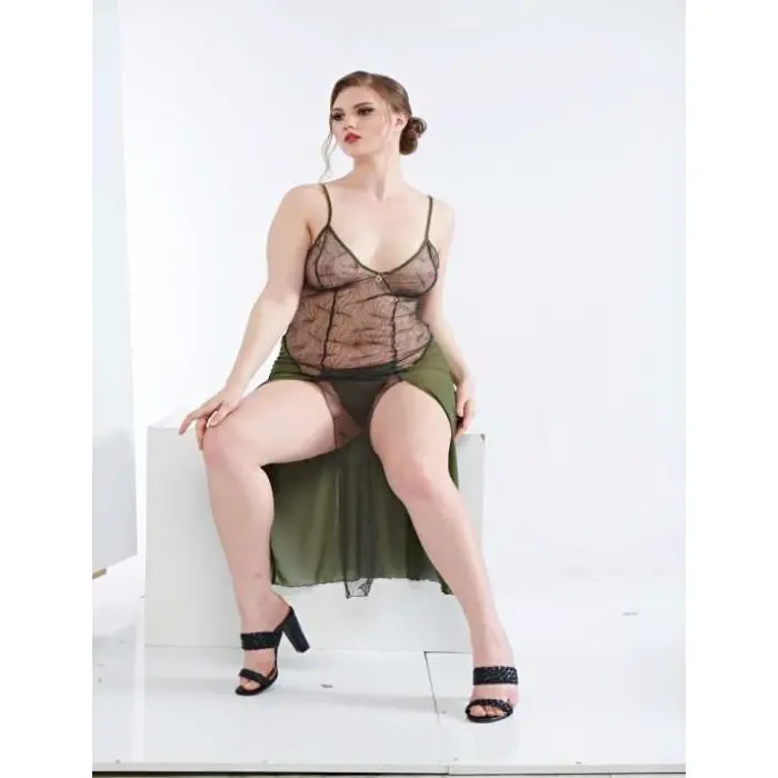 LYYN Arias Closet Büyük Beden Yeşil Dantelli Tül Fantezi Uzun Yırtmaçlı Gecelik