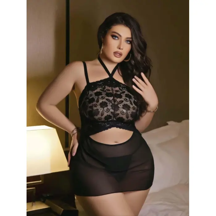 LYYN Arias Closet Siyah Dantel İşlemeli Göğüs Dekolteli Boyundan Bağlamalı Fantezi String Tül Gecelik Takımı