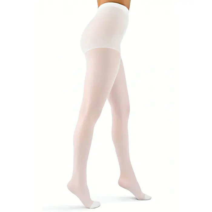 LYYN Beyaz Külotlu Çorap 20 Den