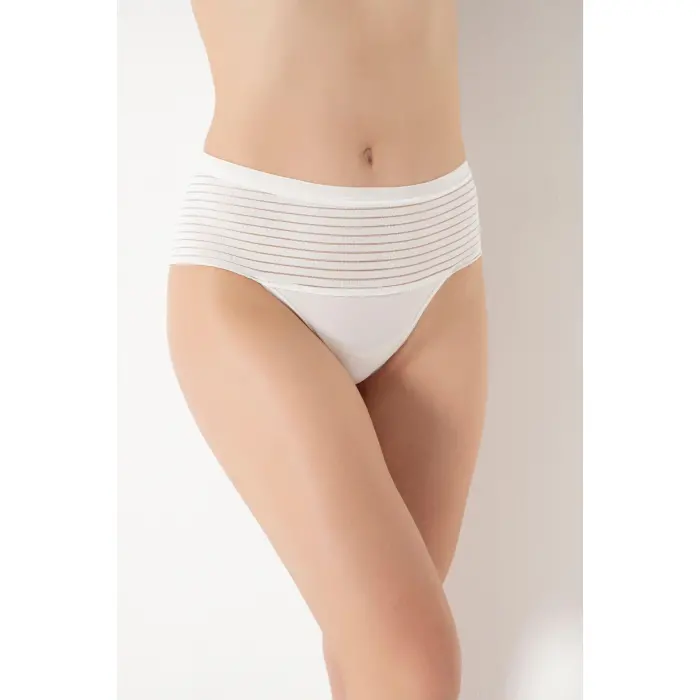 LYYN Brazilian Külot Kadın 946